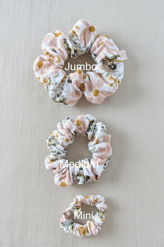 MaallinenDesignin puuvillainen hiusdonitsi tai scrunchie, pehmeä ja hiuksille lempeä vaihtoehto, kolme eri kokoa