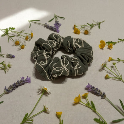  kaunis scrunchie harsokankaasta