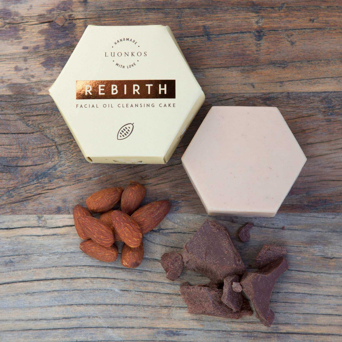 Rebirth öljypuhdistuskakku kasvoille